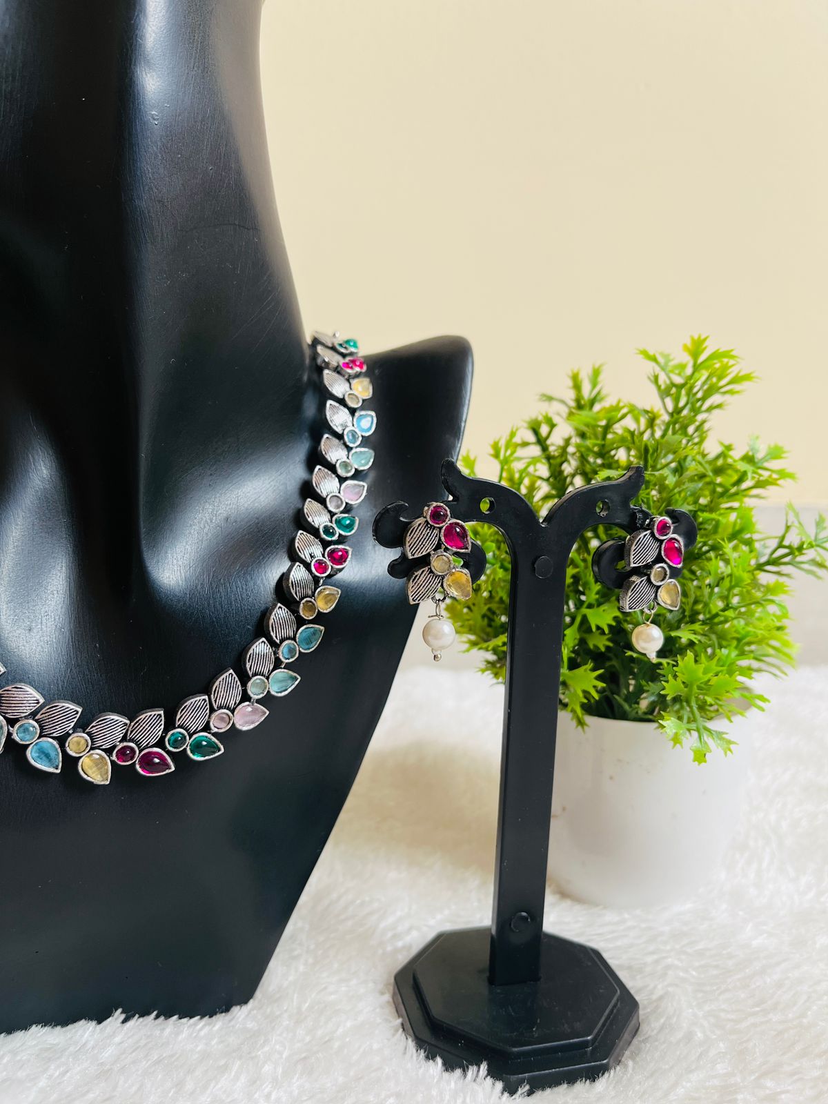 Artificial Multicolor Stones Silver Necklace With Earring