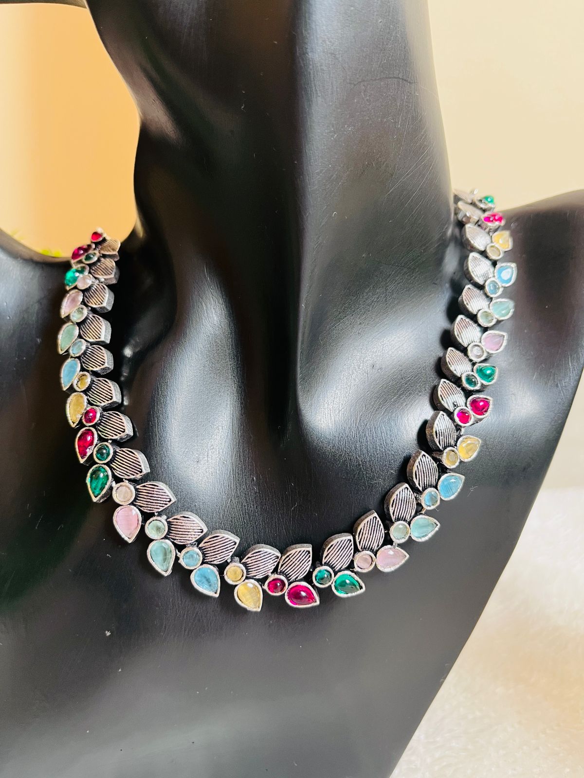 Artificial Multicolor Stones Silver Necklace With Earring