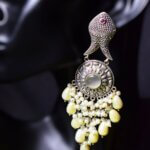 Matsya Oxidised Pearl Earring ( Grey )