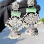 Mint Nayab Pearl Jhumka